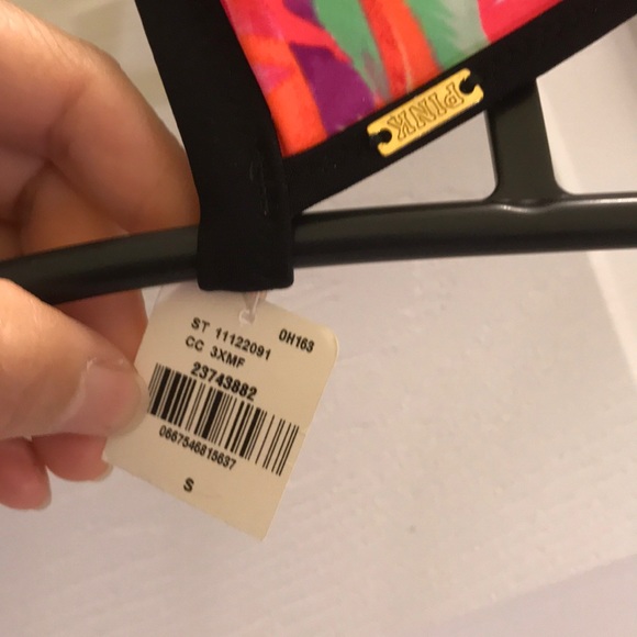 Top only 💖VS PINK Bikini Triangle Lightly Lined - Picture 4 of 8